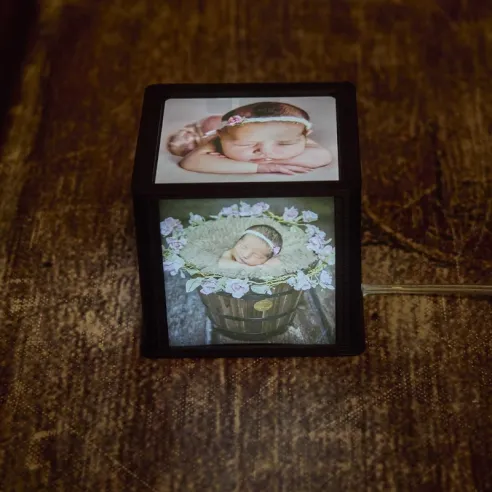 Lámpara con fotos, regala ilusión, regala fotografías, regala amor.