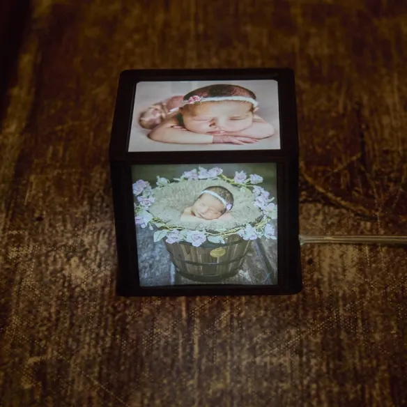 Lámpara con fotos, regala ilusión, regala fotografías, regala amor.