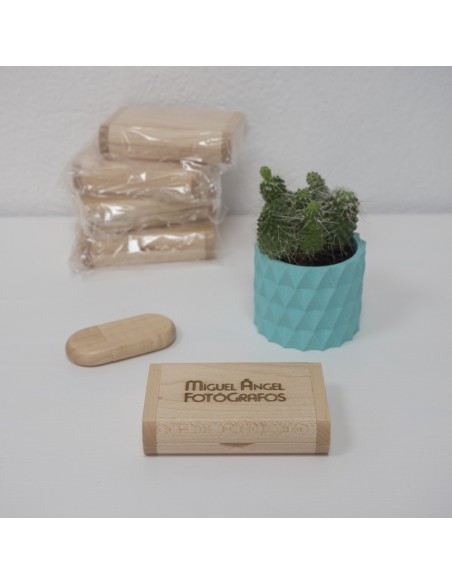 Pendrive con caja de madera para todo tipo de sesiones de fotografía