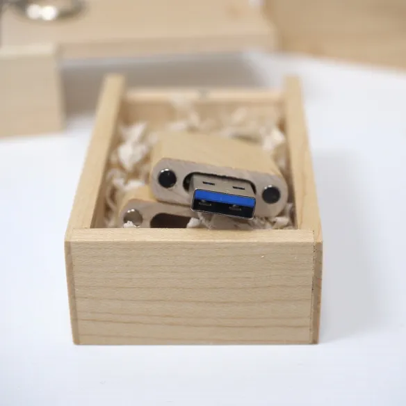 Pendrive para fotógrafos llavero caja madera para guardar tus archivos