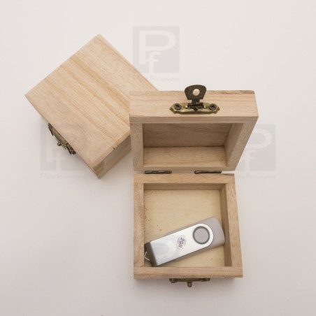 Caja madera pen cuadrada