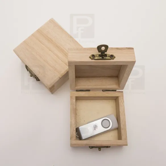 Caja de madera para guardar pen drive, tus archivos caja personalizada